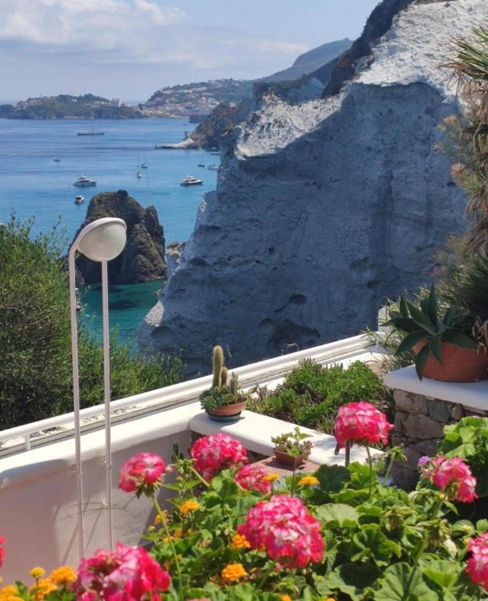 Maridea - Cave Apartments Ponza Ngoại thất bức ảnh